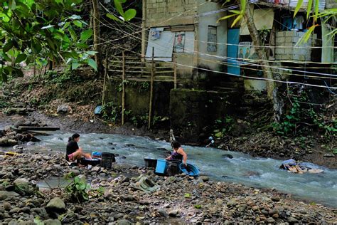 iyot sa ilog